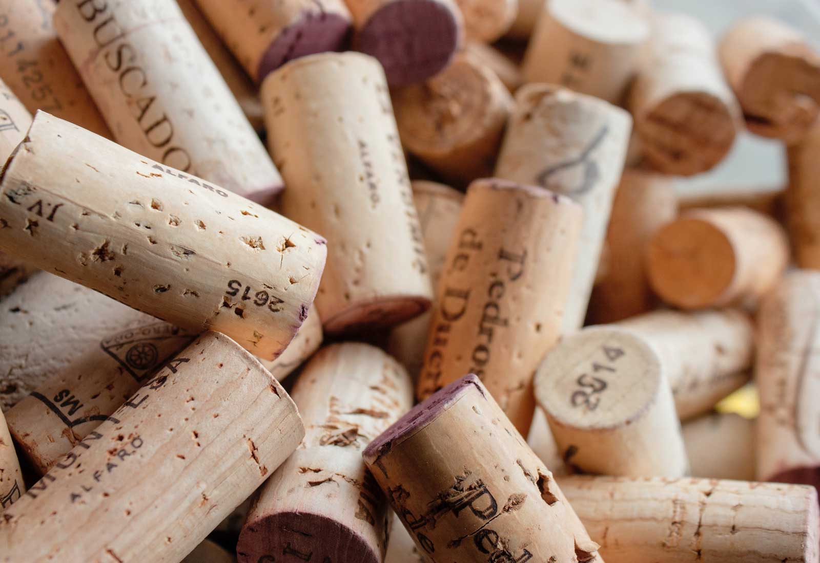 Vinos L. A. Cetto on X: ¿Conoces los tipos de corchos utilizados en la  industria vitivinícola? Aquí te decimos los 6 más usados y sus principales  características, ¿qué otros conoces?  /